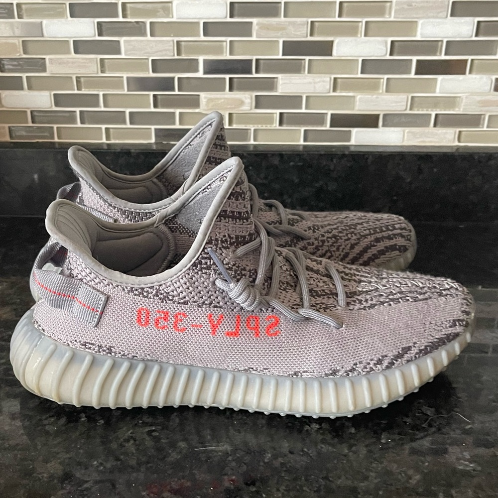 Yeezy 350 Boost Beluga